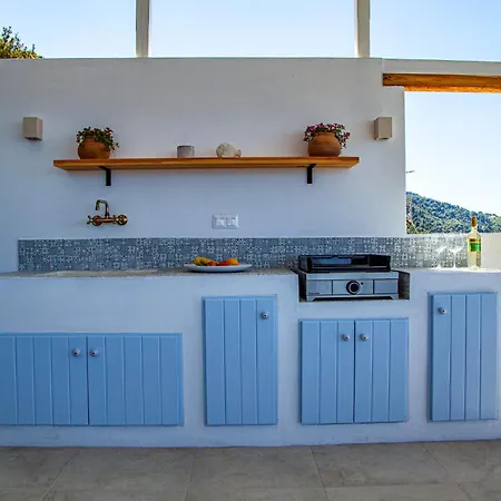 Διαμέρισμα Lalaros *