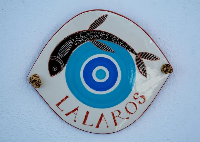 Lalaros Διαμέρισμα *